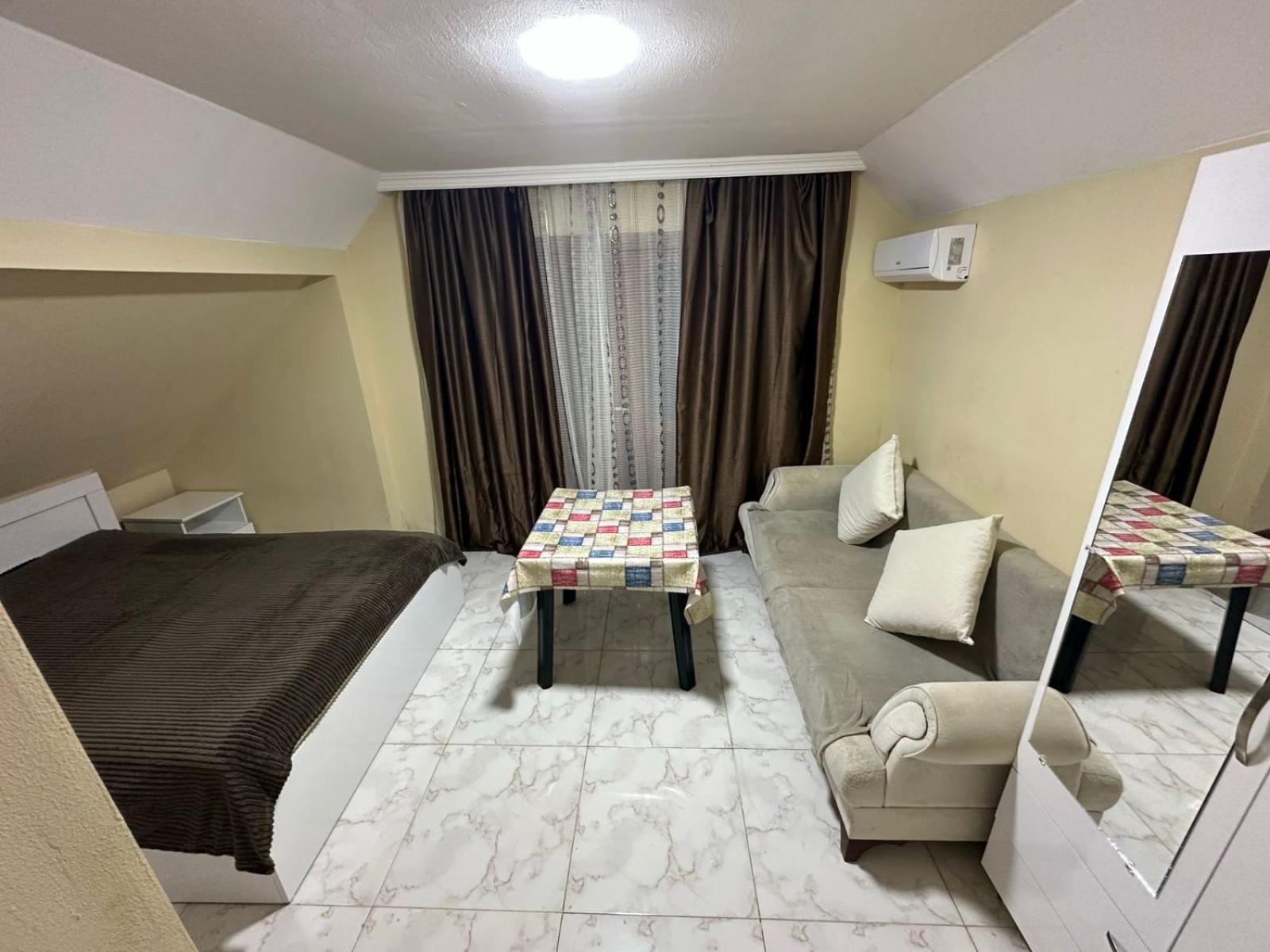 Guest House "Sulo" Kobuleti Cameră foto